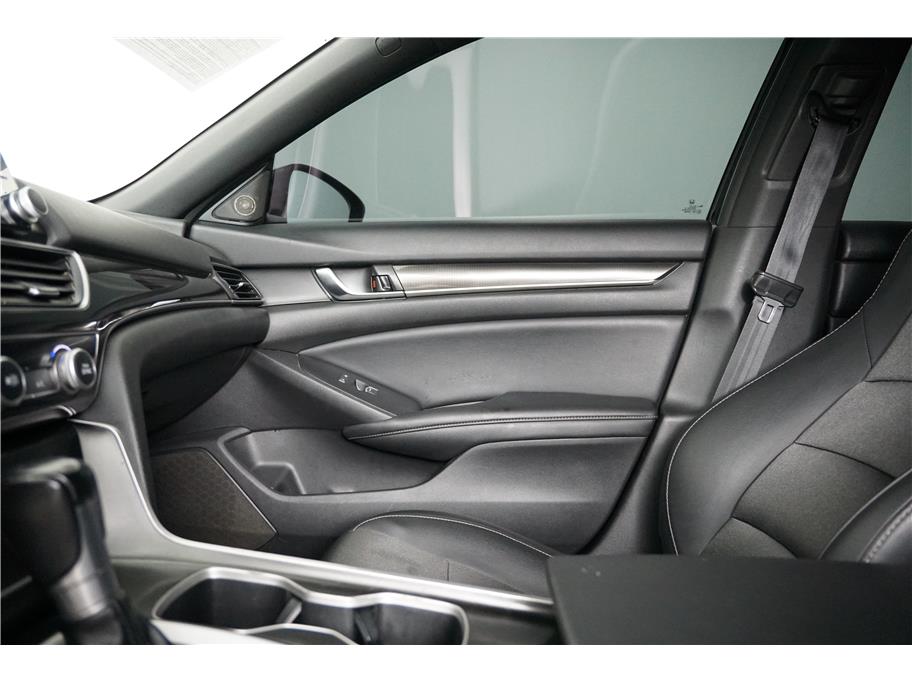 2021 Honda Accord Sport 1.5T photo 15