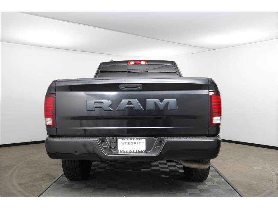 2017 Ram 1500 Sport photo 4
