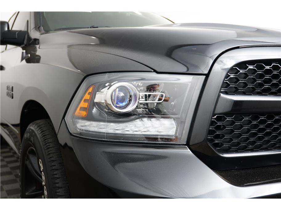 2017 Ram 1500 Sport photo 9