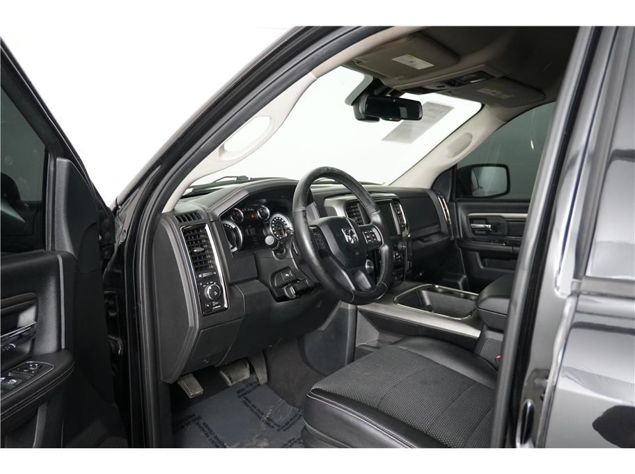 2017 Ram 1500 Sport photo 14