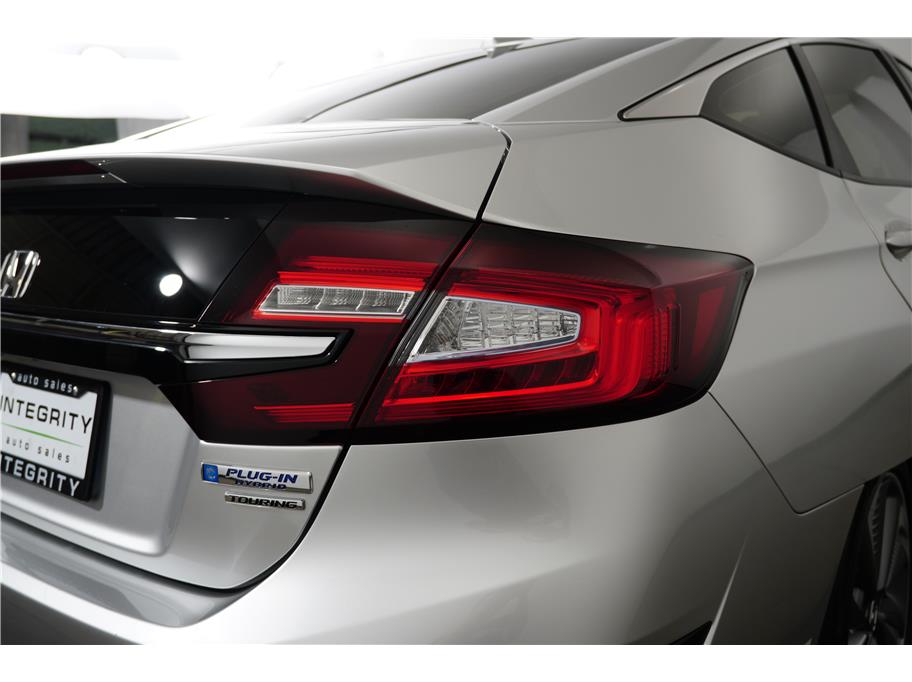 2019 Honda Clarity Plug-In Hybrid Touring photo 12