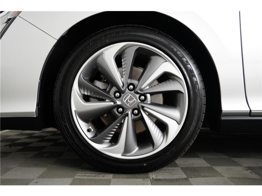 2019 Honda Clarity Plug-In Hybrid Touring photo 13