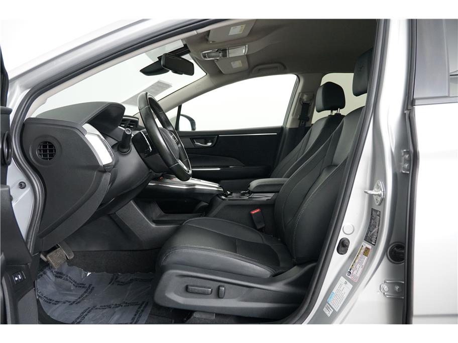 2019 Honda Clarity Plug-In Hybrid Touring photo 15