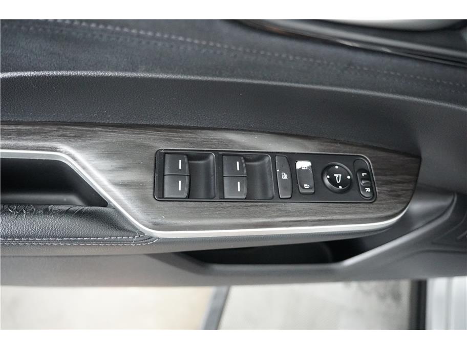 2019 Honda Clarity Plug-In Hybrid Touring photo 17