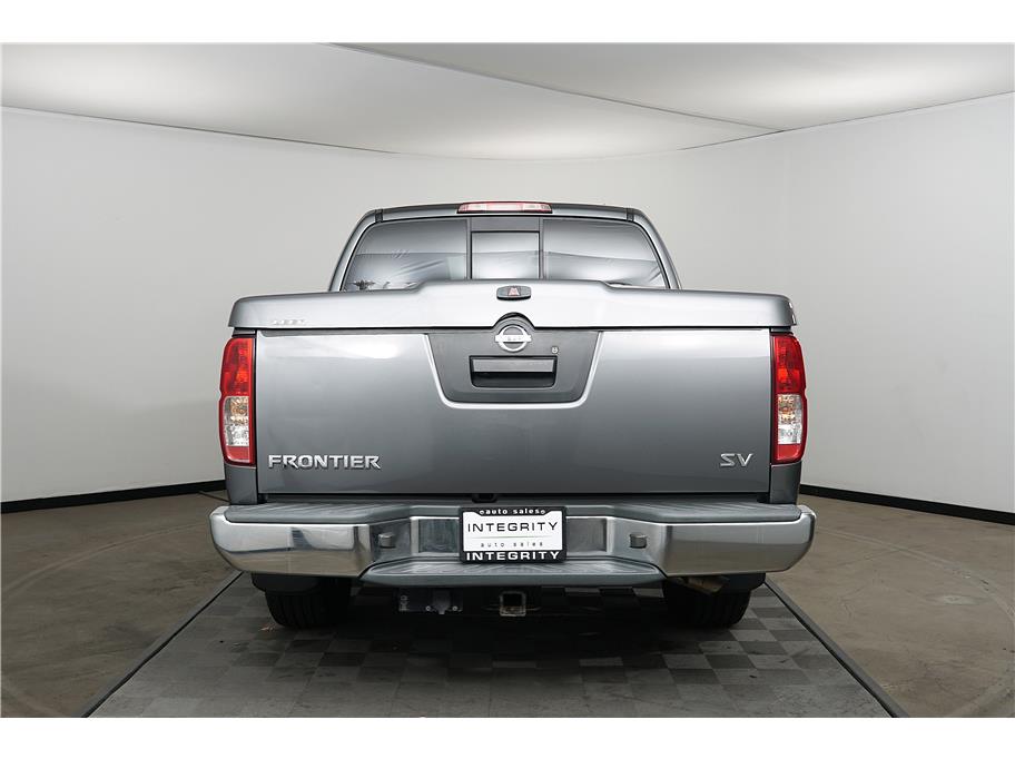 2021 Nissan Frontier SV photo 3