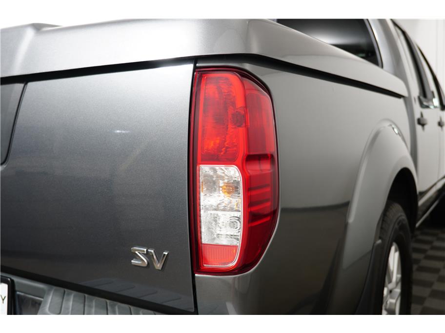 2021 Nissan Frontier SV photo 11