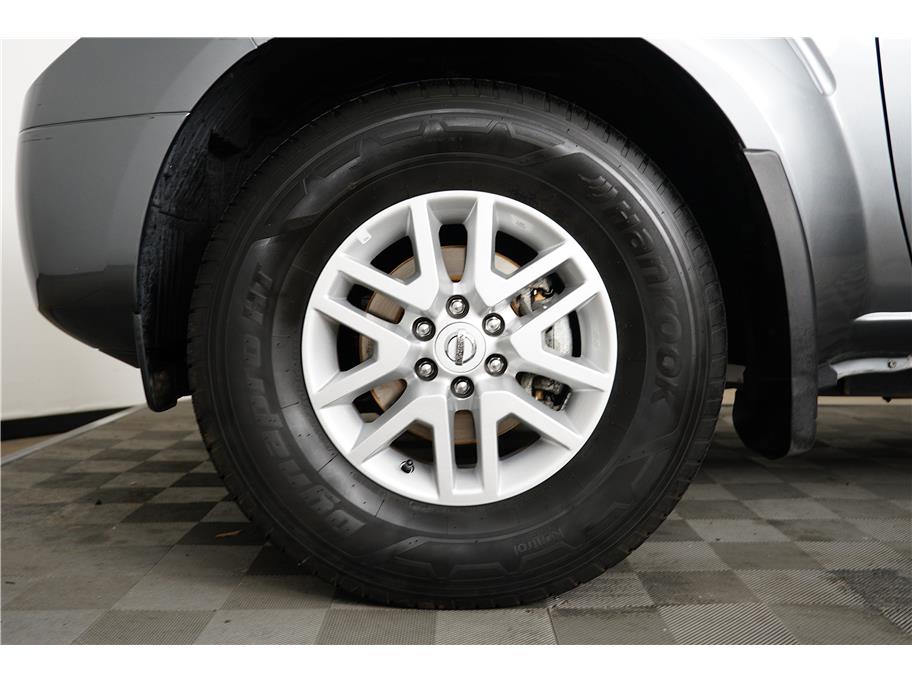 2021 Nissan Frontier SV photo 12