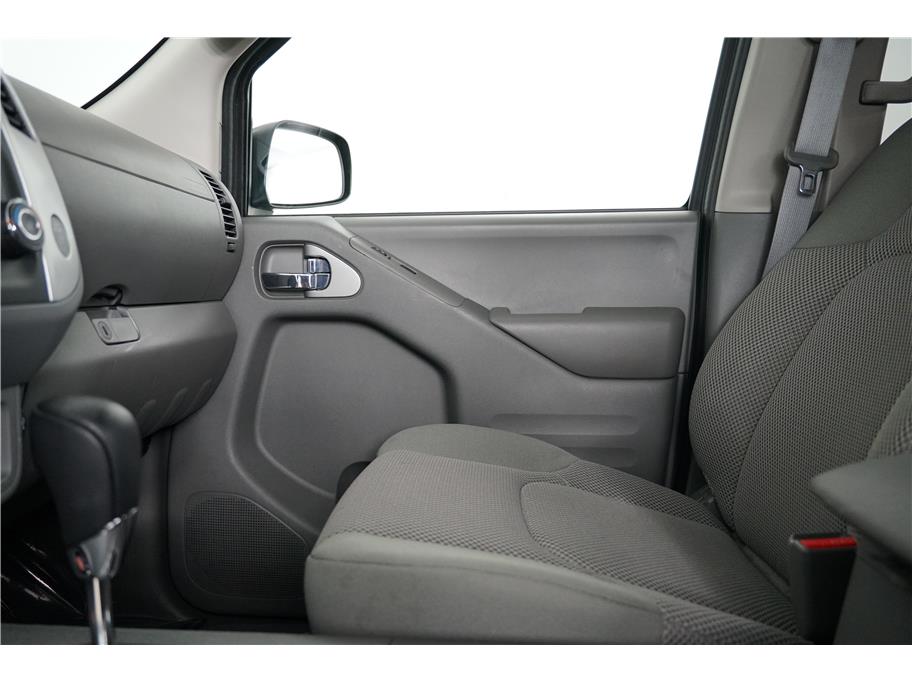 2021 Nissan Frontier SV photo 15