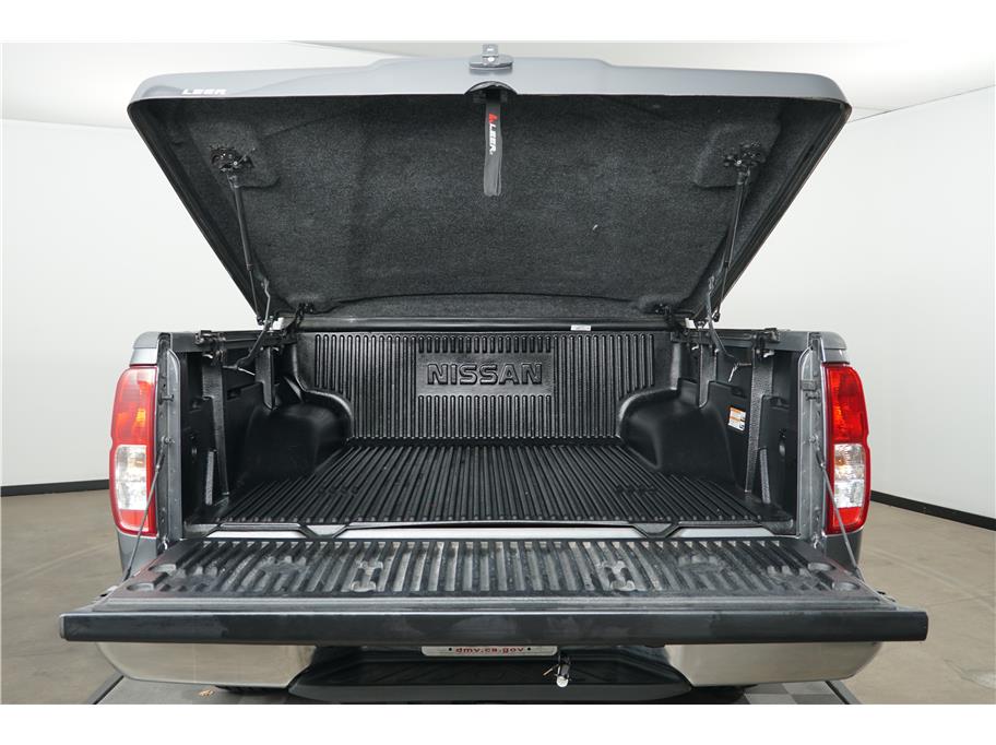 2021 Nissan Frontier SV photo 18