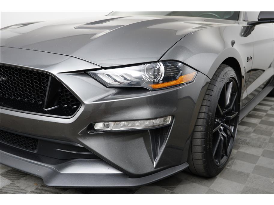 2020 Ford Mustang GT Premium photo 9
