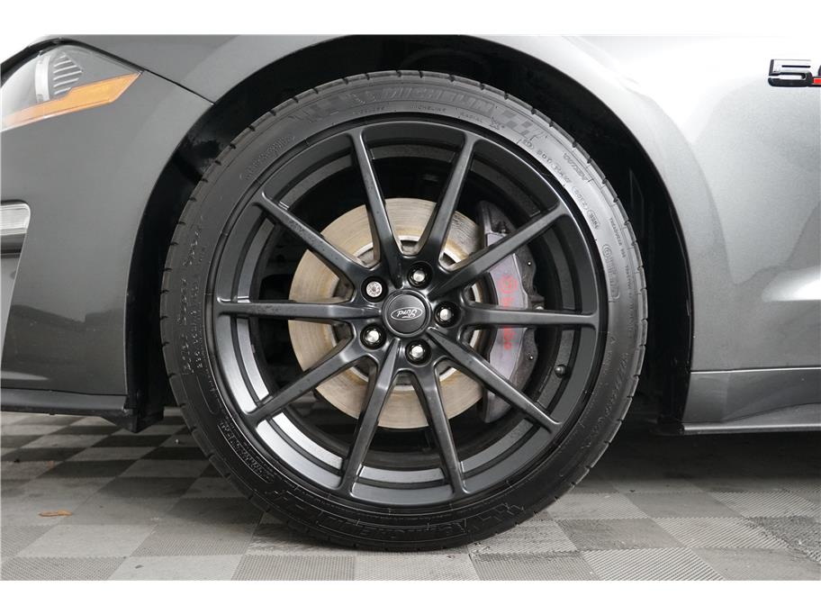 2020 Ford Mustang GT Premium photo 12