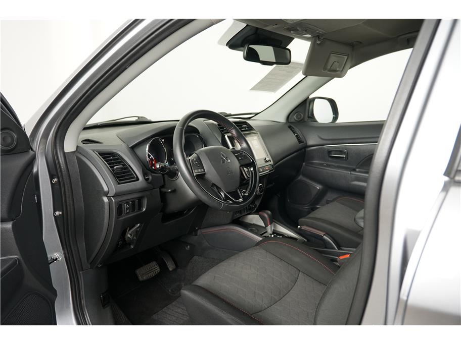 2021 Mitsubishi Outlander Sport S photo 13