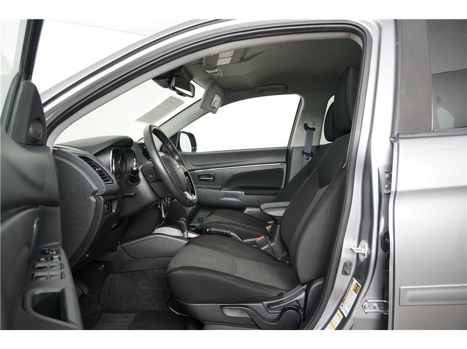 2021 Mitsubishi Outlander Sport S photo 14