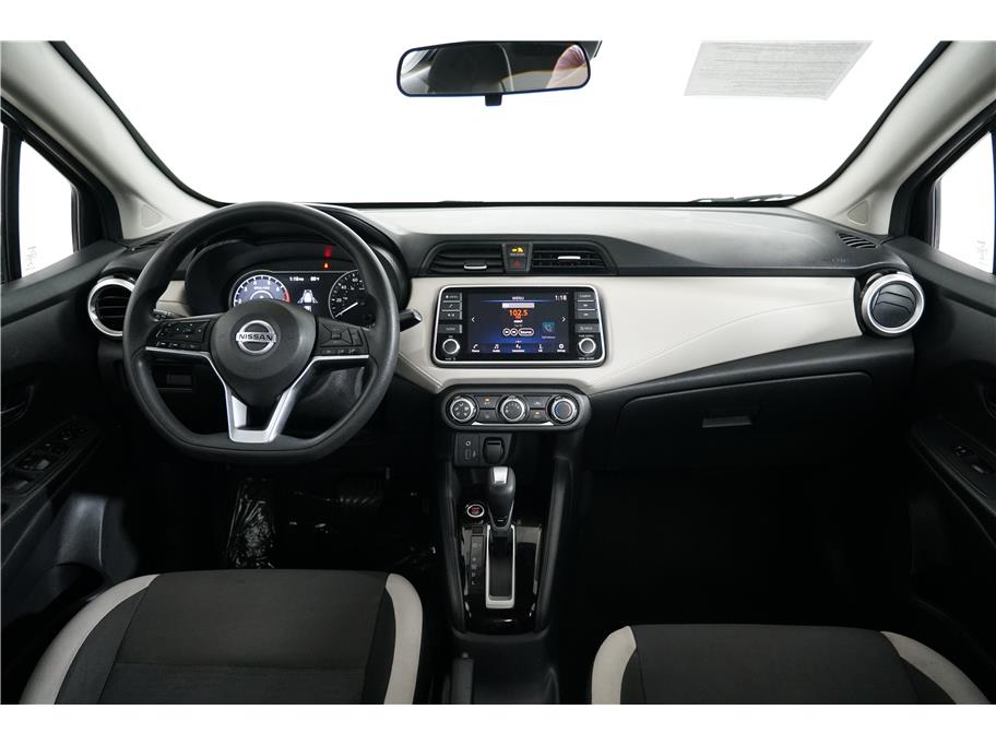 2021 Nissan Versa SV photo 20