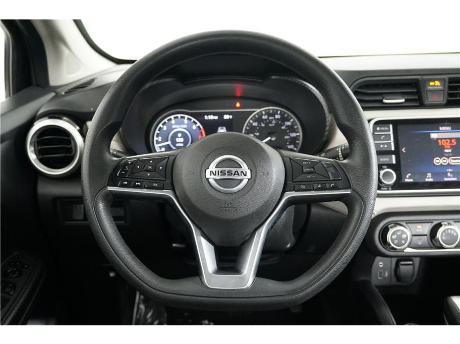 2021 Nissan Versa SV photo 22