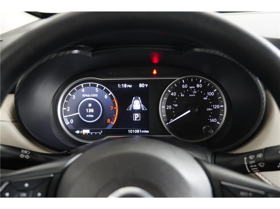 2021 Nissan Versa SV photo 23