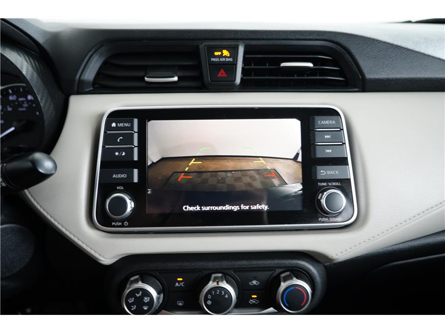 2021 Nissan Versa SV photo 24