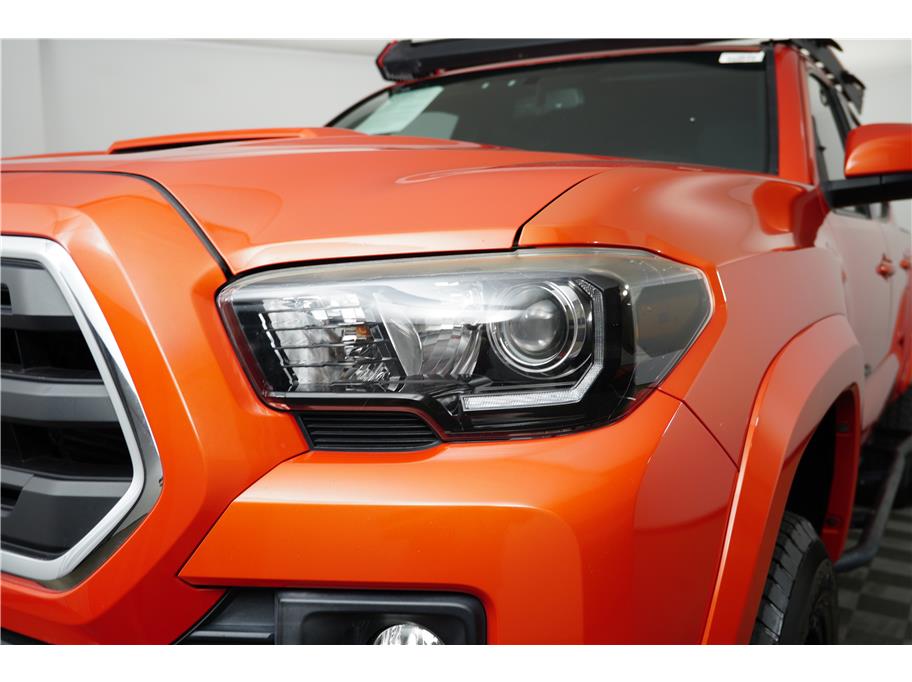 2017 Toyota Tacoma SR5 Sport TRD Pro photo 10