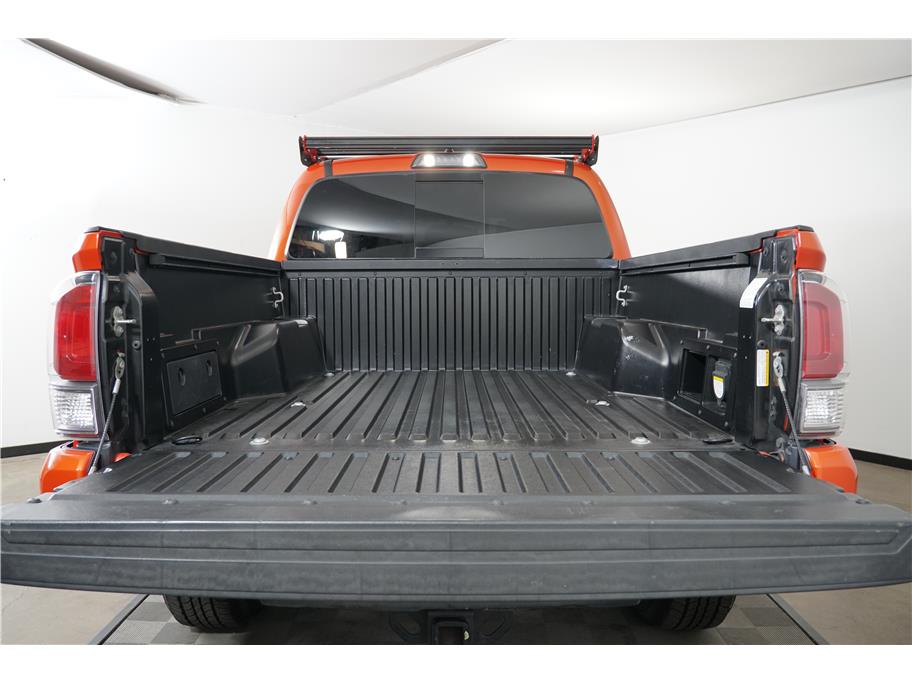 2017 Toyota Tacoma SR5 Sport TRD Pro photo 18