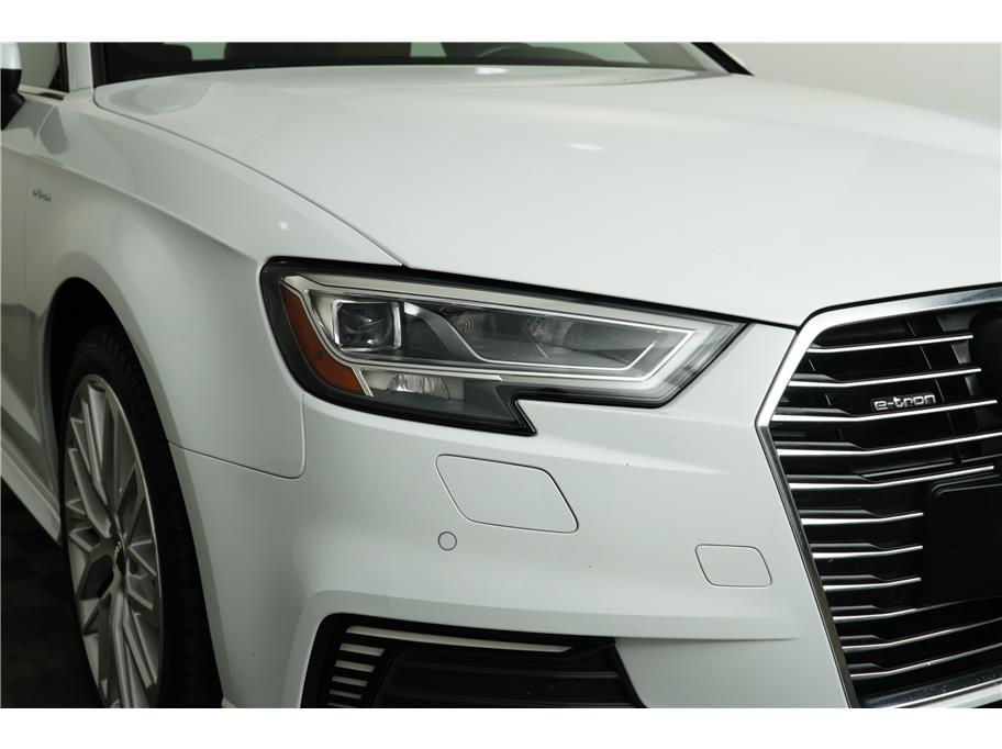 2018 Audi A3 E-tron Premium Plus photo 9