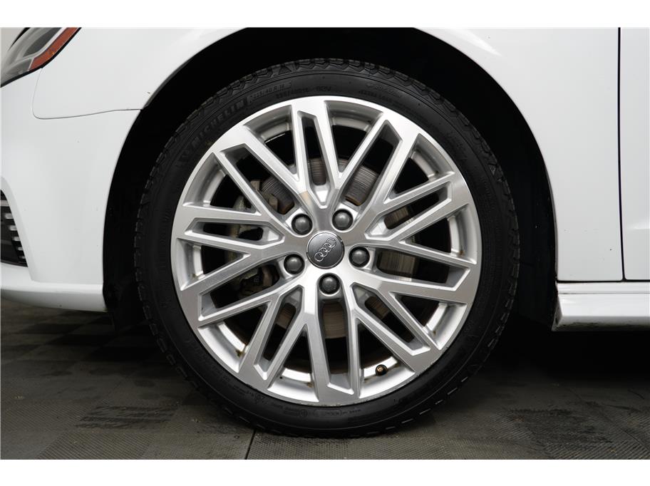 2018 Audi A3 E-tron Premium Plus photo 10