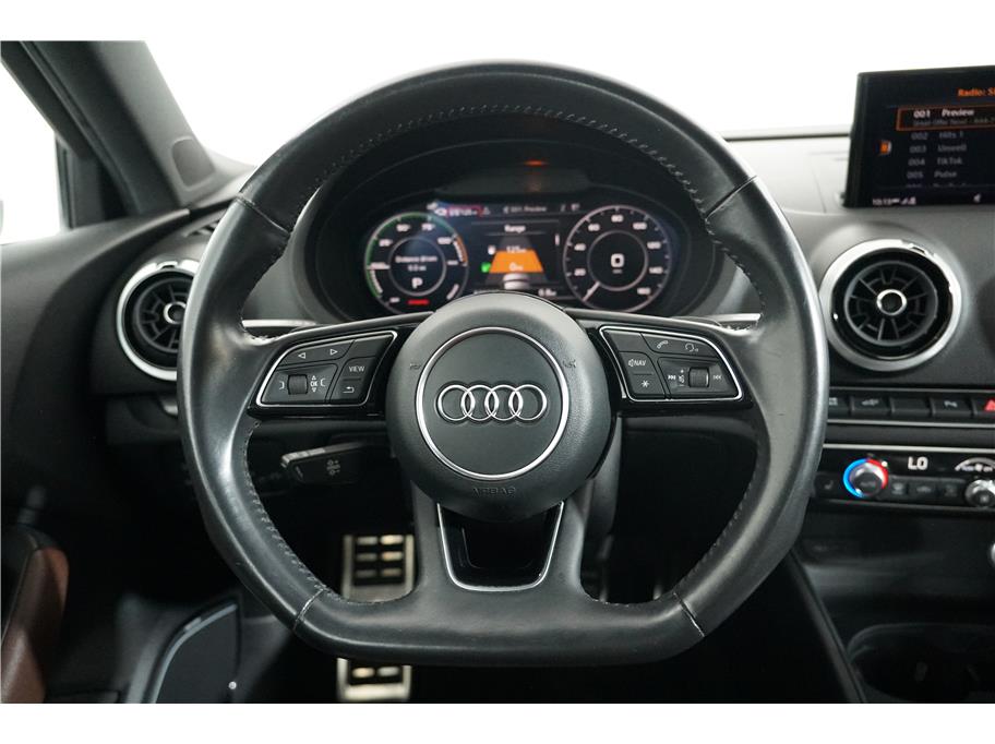 2018 Audi A3 E-tron Premium Plus photo 21