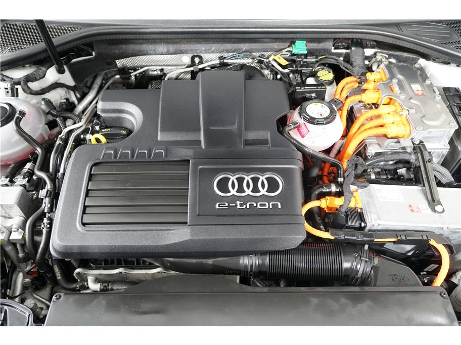 2018 Audi A3 E-tron Premium Plus photo 24