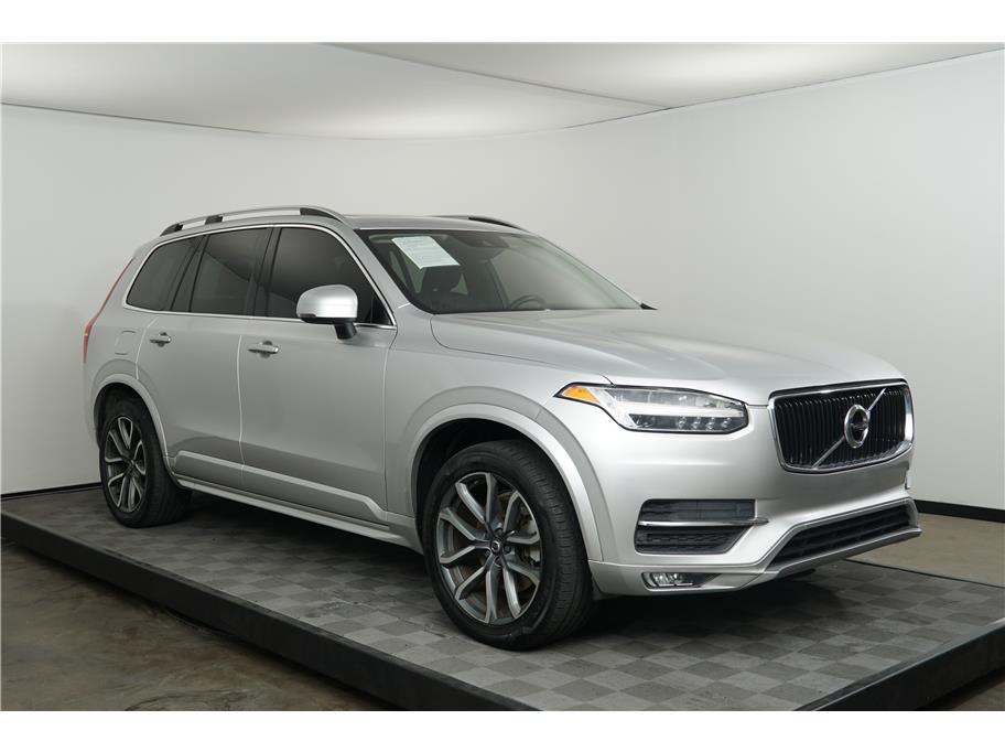 2019 Volvo XC90 T6 Momentum Sport photo 6