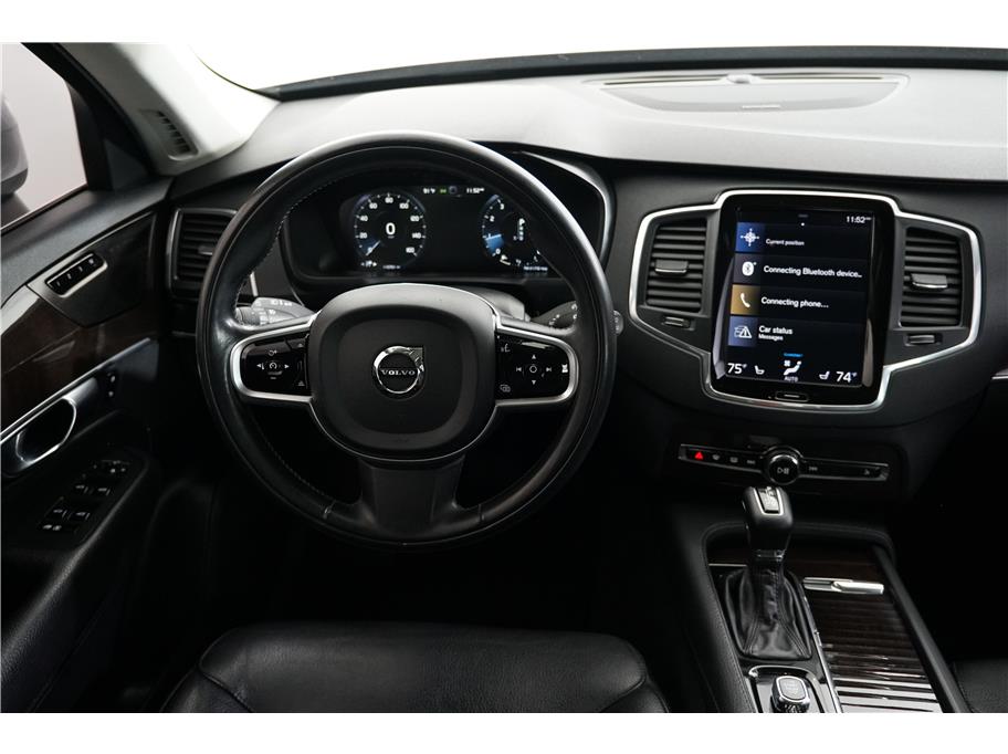 2019 Volvo XC90 T6 Momentum Sport photo 24