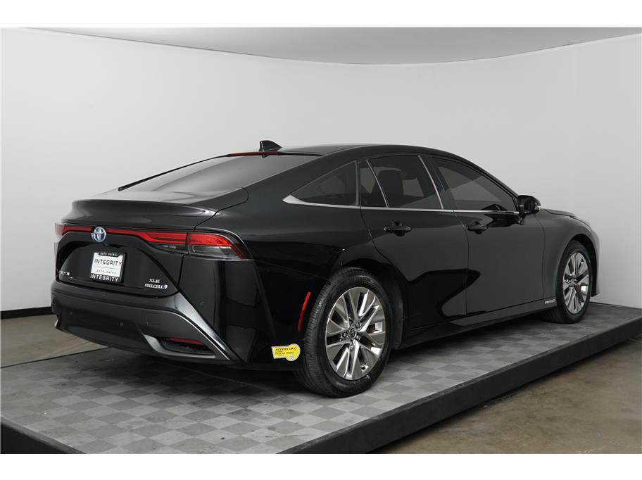 2021 Toyota Mirai XLE photo 4