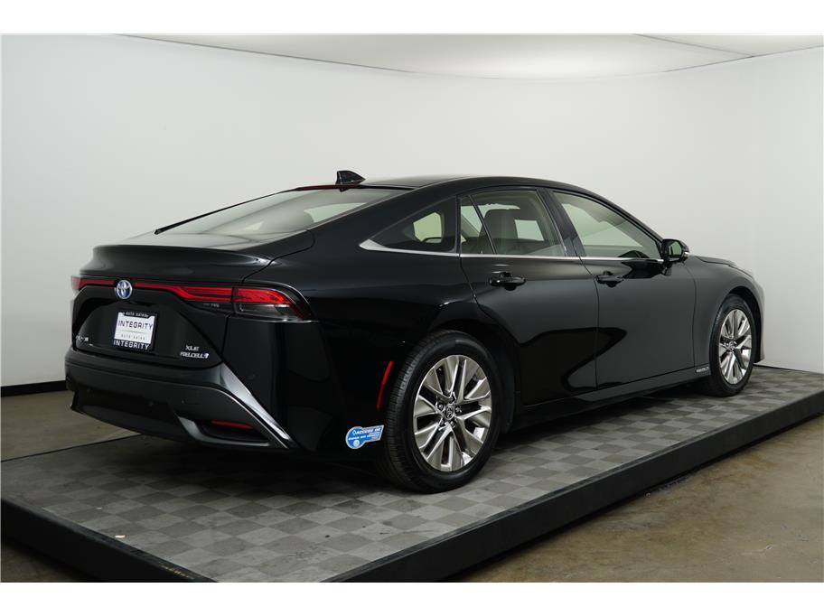 2021 Toyota Mirai XLE photo 5