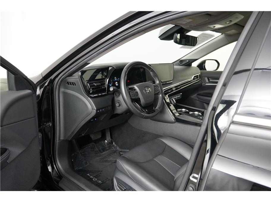 2021 Toyota Mirai XLE photo 14