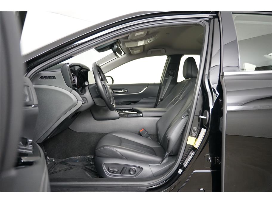 2021 Toyota Mirai XLE photo 15