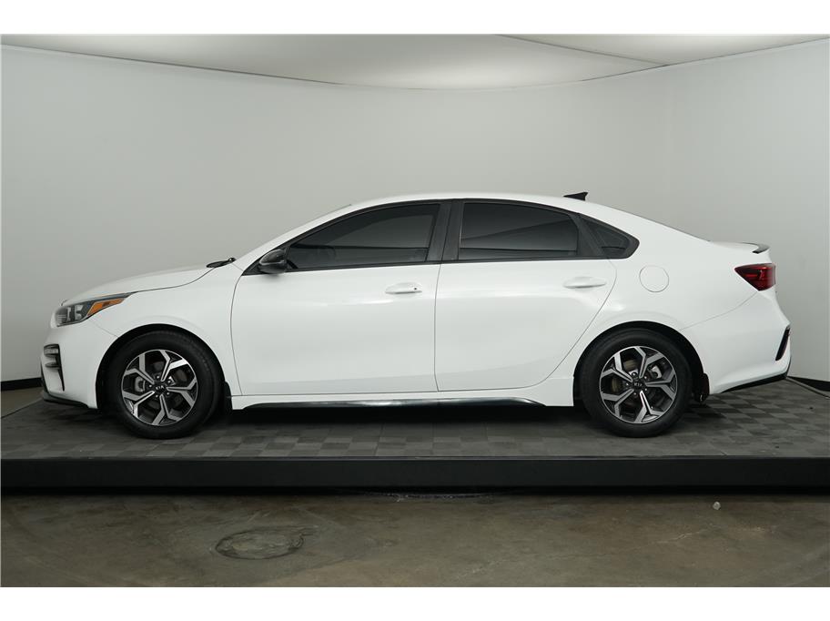2021 Kia Forte GT-Line photo 2