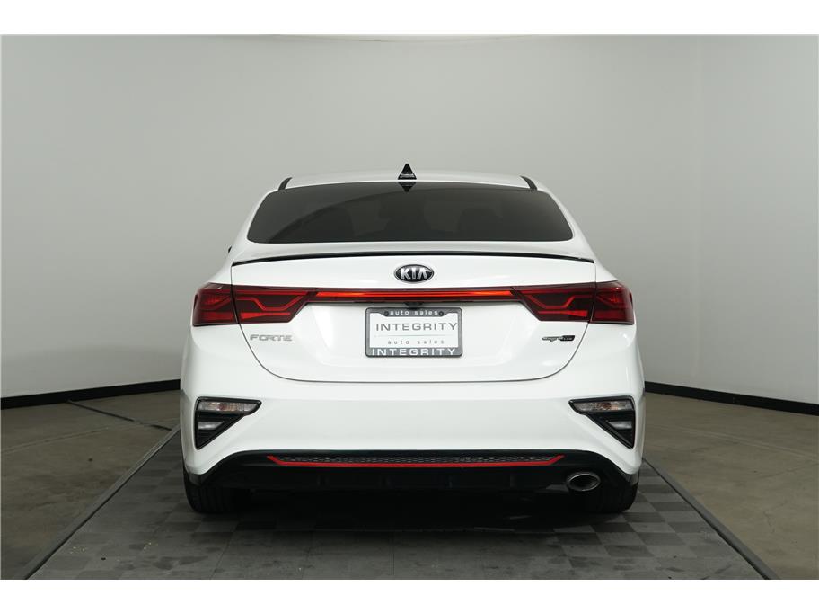2021 Kia Forte GT-Line photo 4