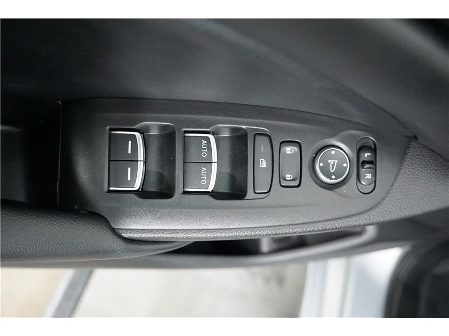2021 Honda Accord Hybrid photo 17
