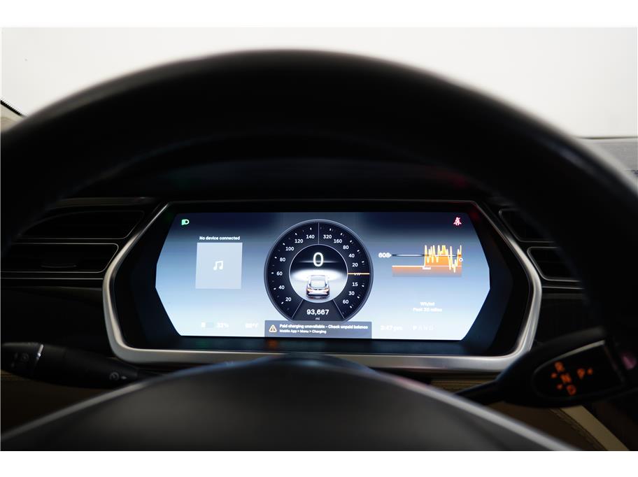 2013 Tesla Model S Performance photo 19