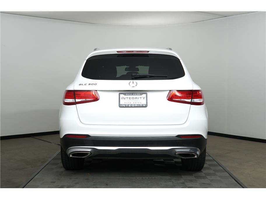 2018 Mercedes Benz GLC 300 photo 4
