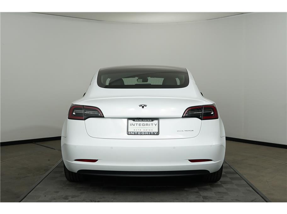 2018 Tesla Model 3 Long Range photo 3