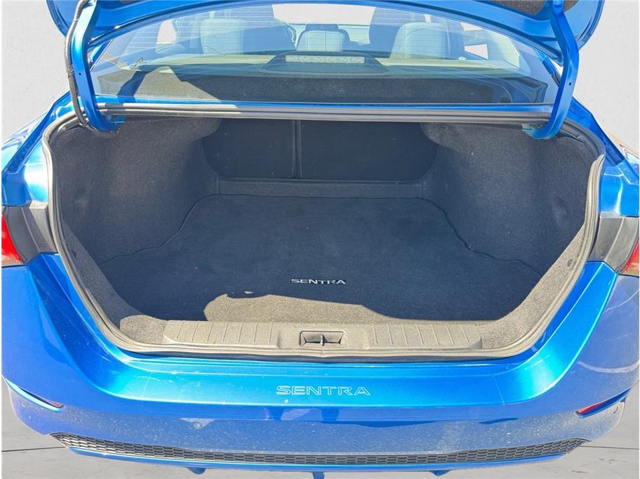 2023 Nissan Sentra SV - Photo 11