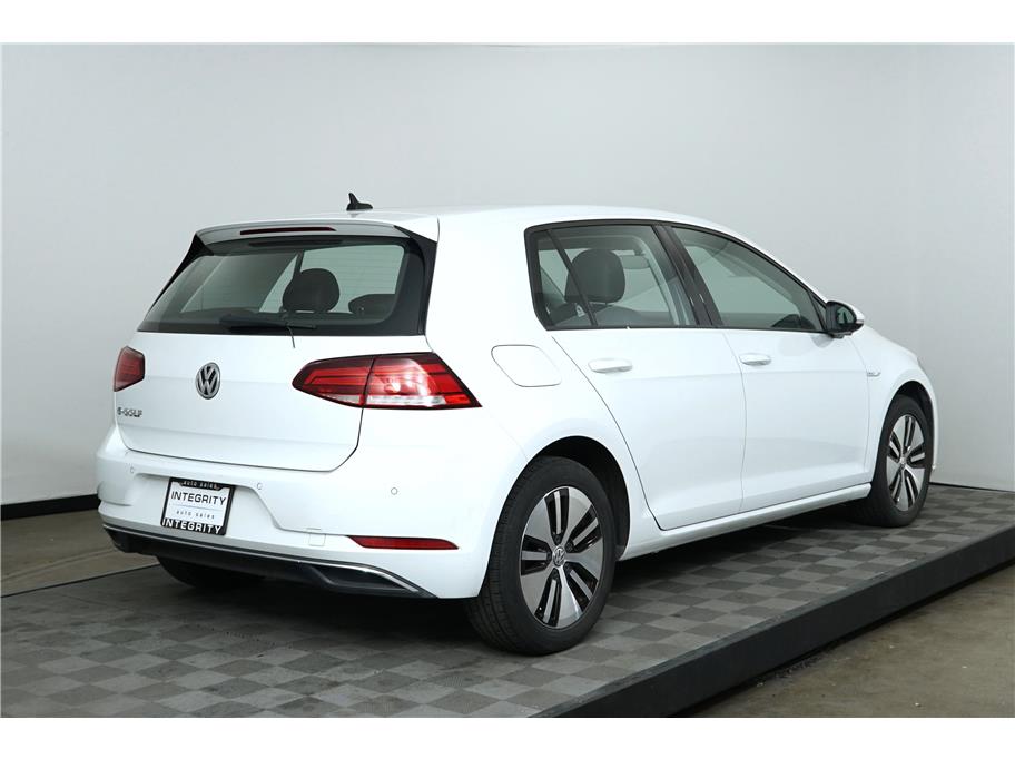 2017 Volkswagen e-Golf e-Golf SEL Premium - Photo 5