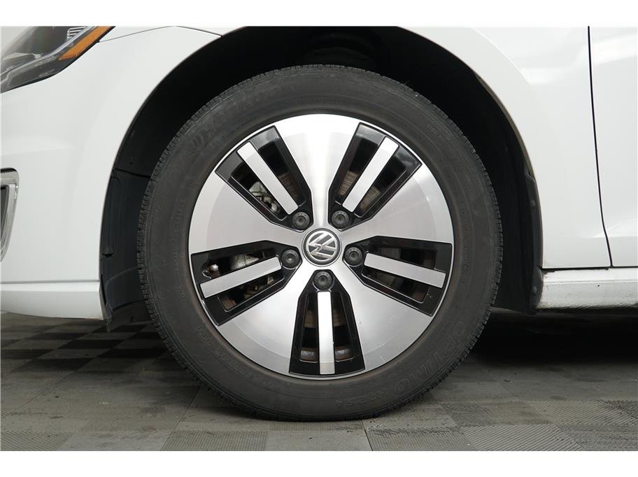 2017 Volkswagen e-Golf e-Golf SEL Premium - Photo 13