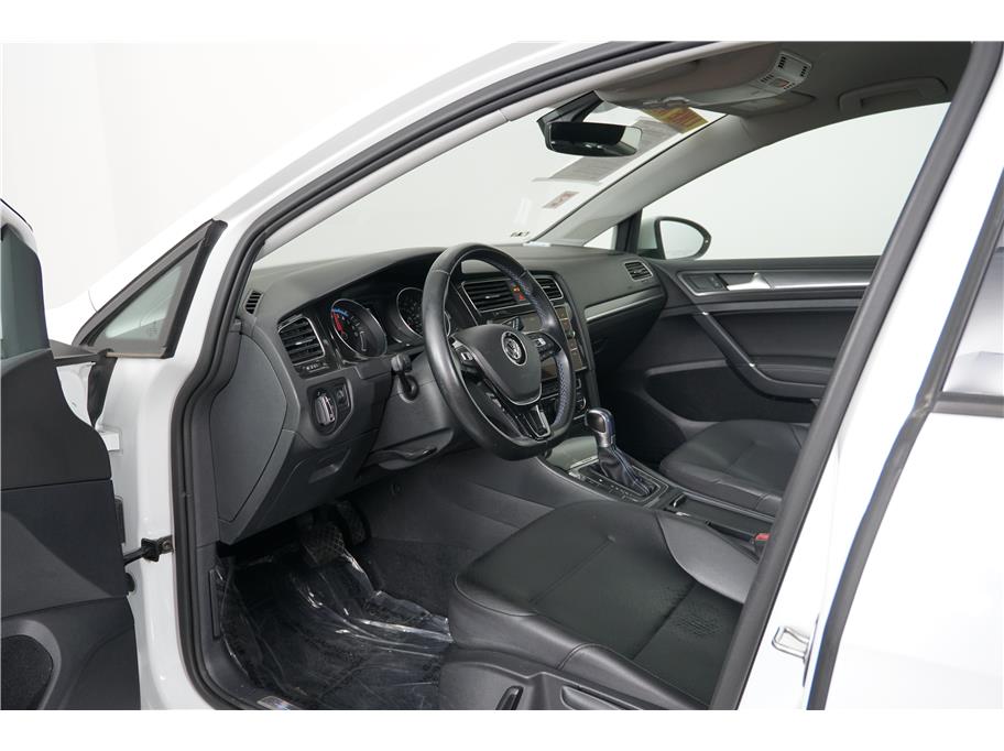 2017 Volkswagen e-Golf e-Golf SEL Premium - Photo 14
