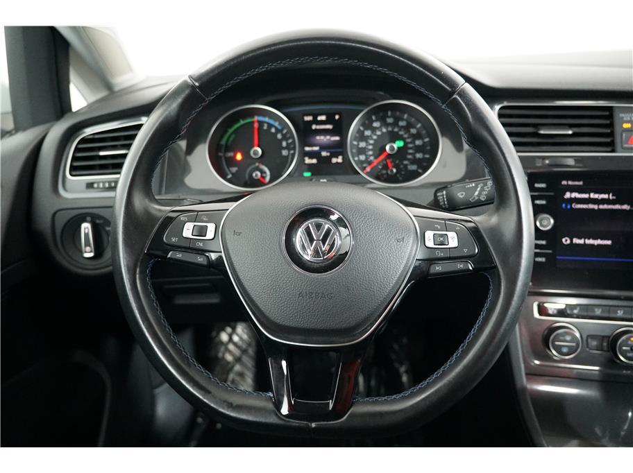 2017 Volkswagen e-Golf e-Golf SEL Premium - Photo 23