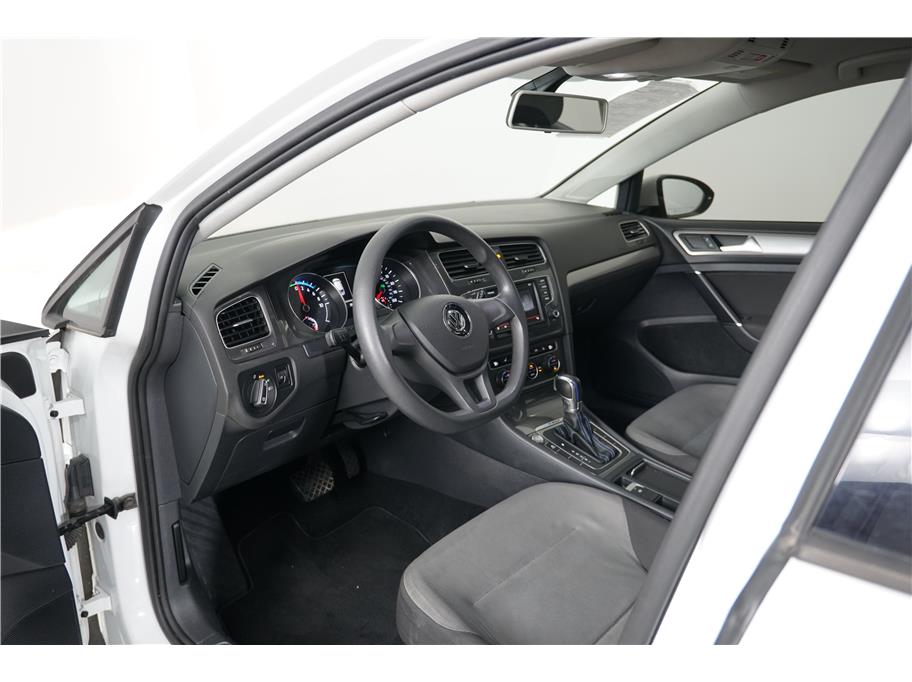 2016 Volkswagen e-Golf e-Golf SE - Photo 14