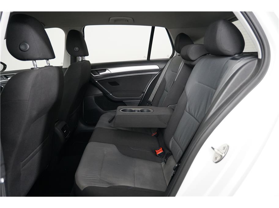 2016 Volkswagen e-Golf e-Golf SE - Photo 18