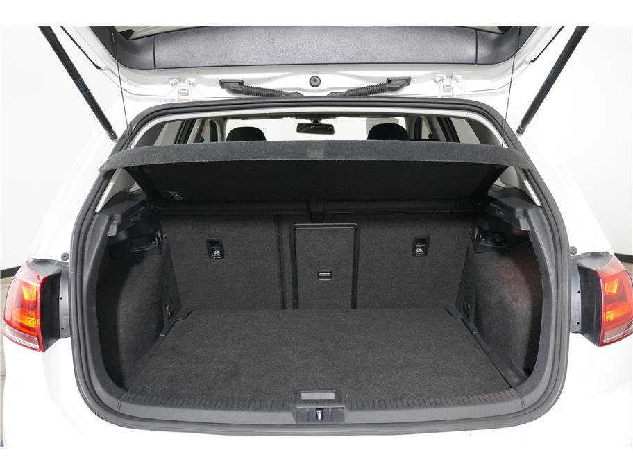 2016 Volkswagen e-Golf e-Golf SE - Photo 19
