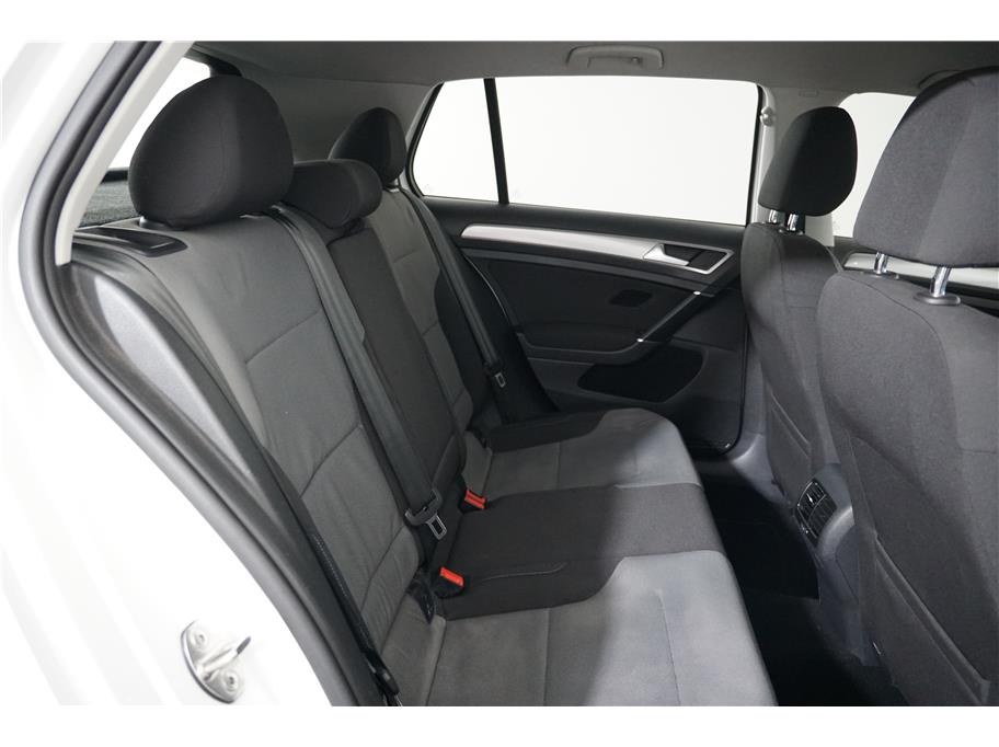 2016 Volkswagen e-Golf e-Golf SE - Photo 20