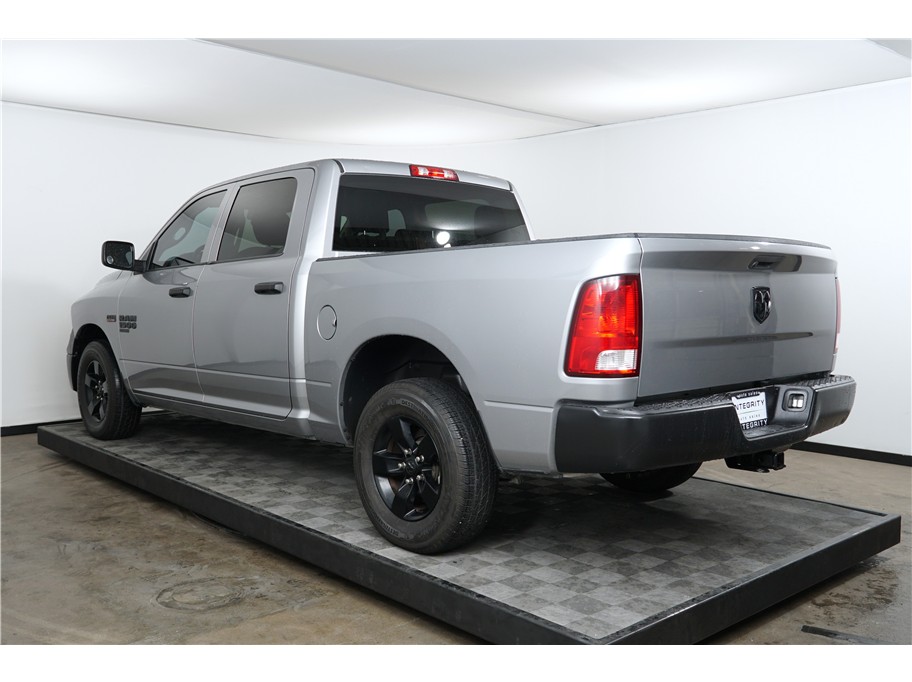 2022 Ram 1500 Classic Tradesman photo 3