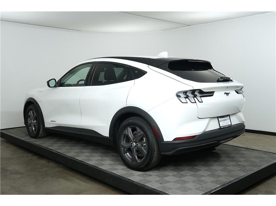 2021 Ford Mustang Mach-E Select photo 2